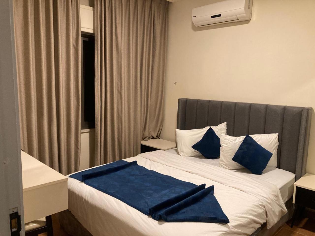 Uptown Hotel Apartment Amman Exterior photo